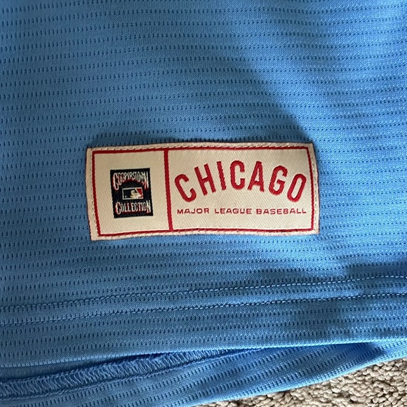 Cooperstown Collection Chicago Cubs Blue Red Jersey Size Medium - Picture 2 of 6
